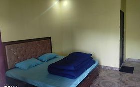 Oyo 81362 Shiv Shankar Resort